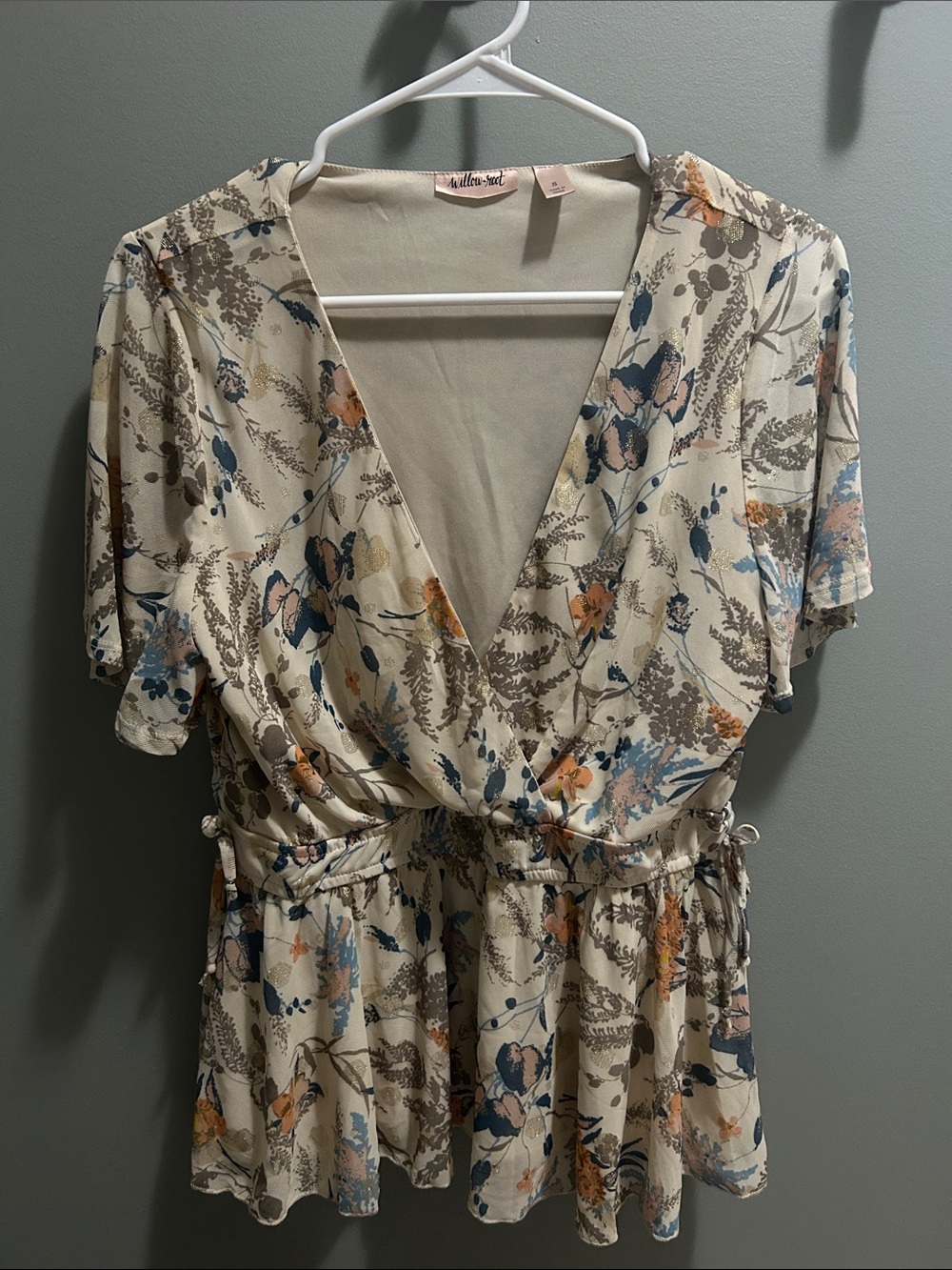 Cream Floral Tie-Waist Blouse